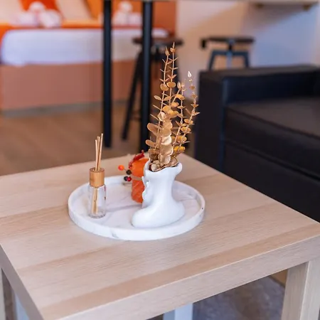 Orange Luxury Apartment In Agrinio Exteriér fotografie
