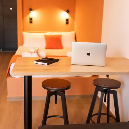 Orange Luxury Apartment In Agrinio Exteriér fotografie